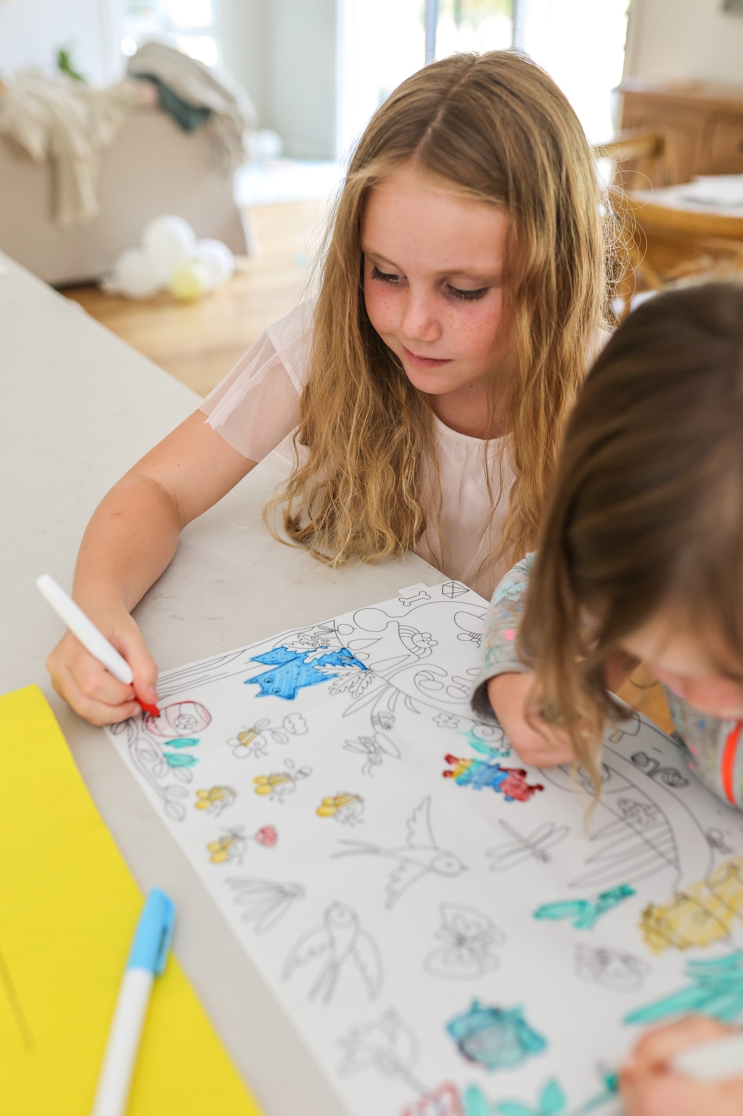 In The Garden Reusable Scribble Mat