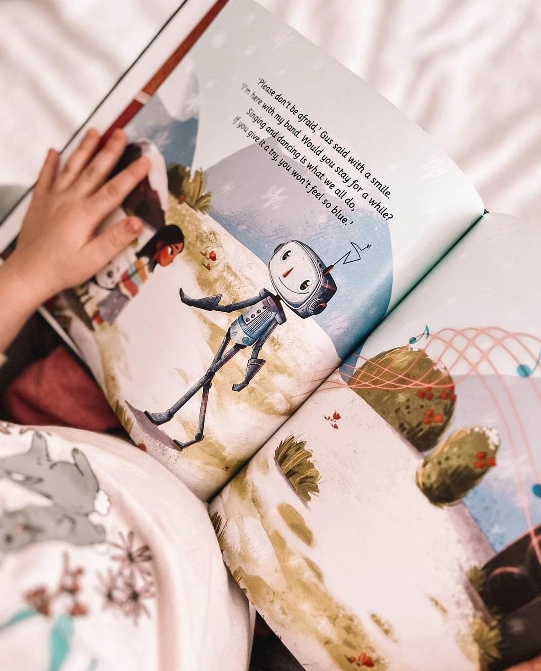 Daisy's Not So Ordinary Day Book