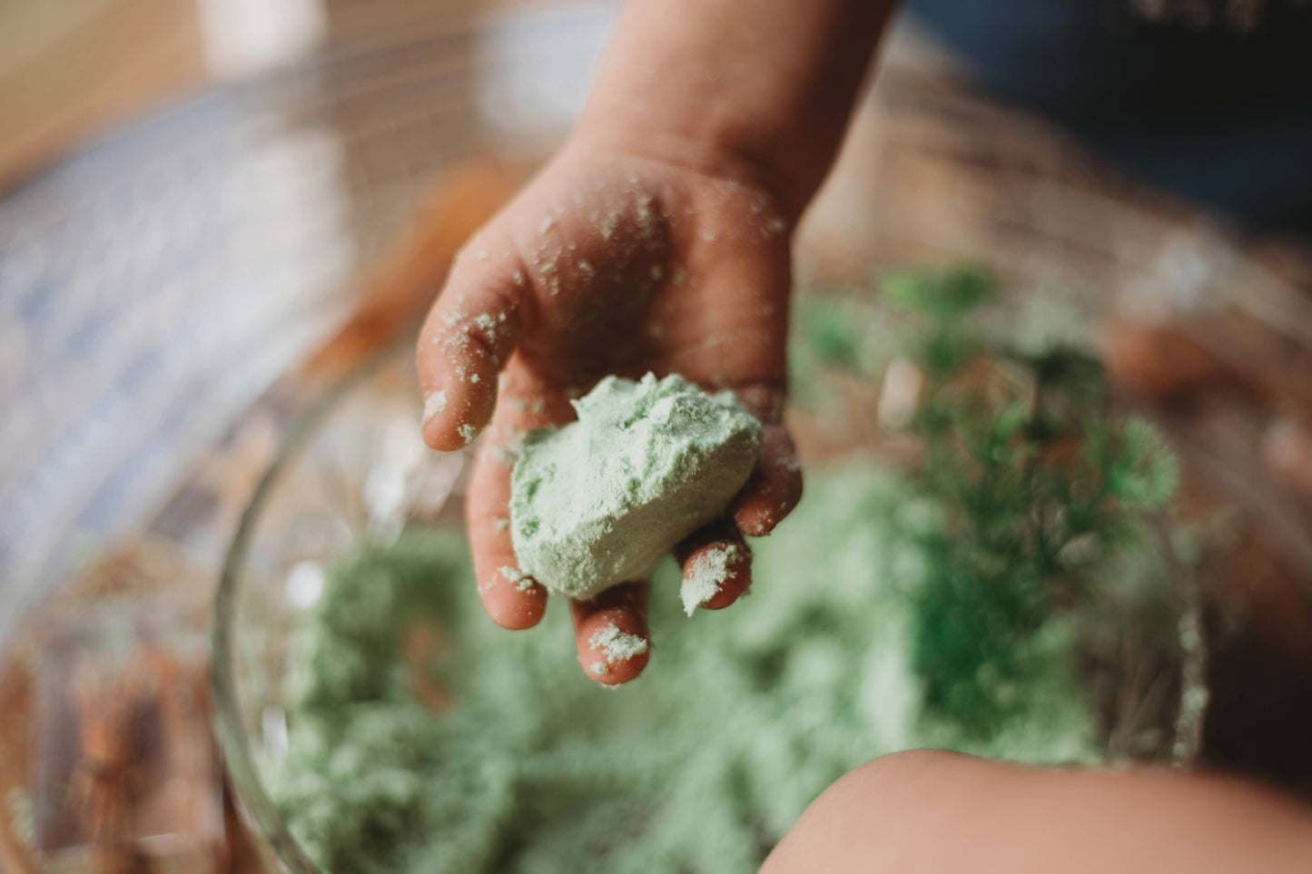 Fizzy Moon Sand - Seaweed Green