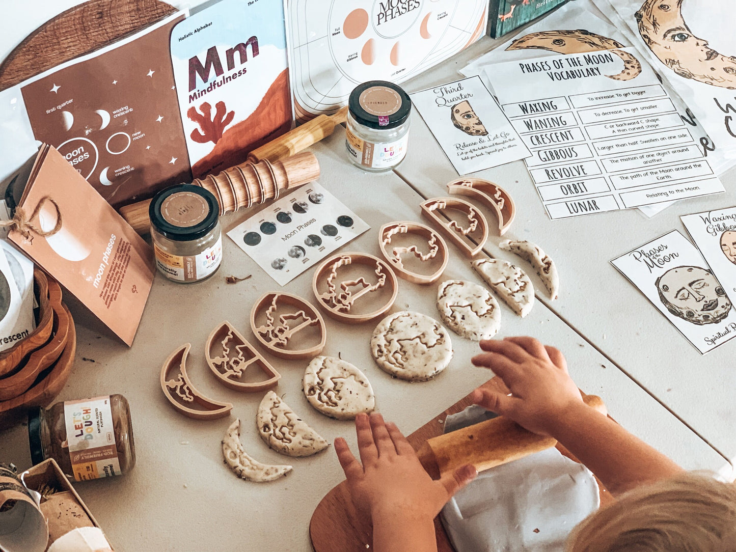 Moon Phases Eco Cutter Set