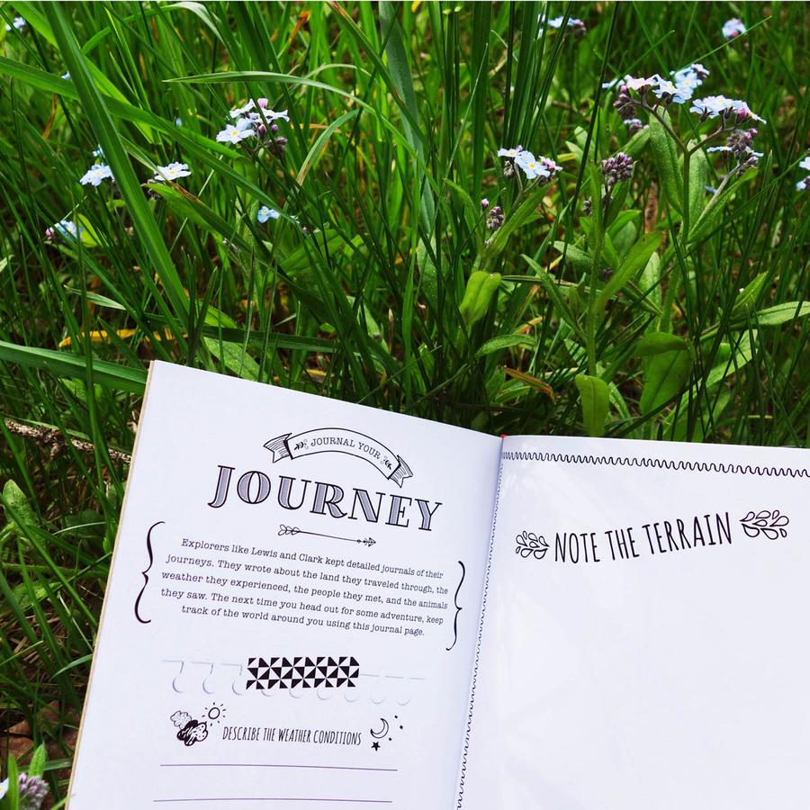 The Fairy Trails Field Guide - Adventure and Colouring Book