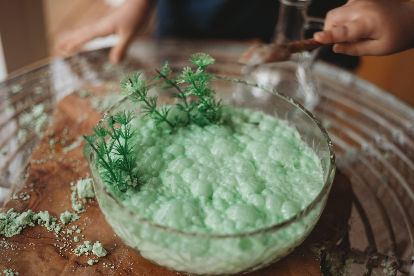Fizzy Moon Sand - Seaweed Green